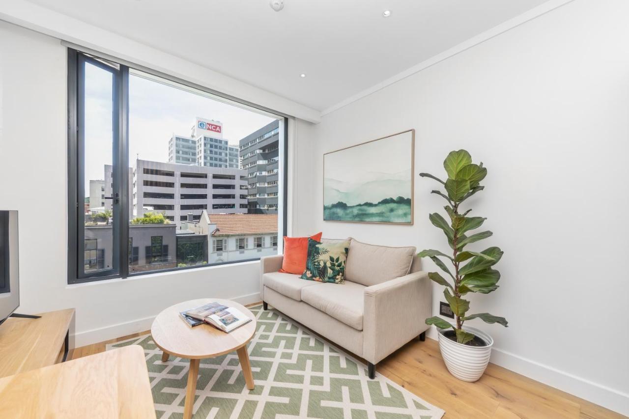 Apartment With Views